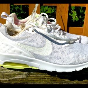 NEW!- Nike Air Max Motion LW ENG Women's Shoes